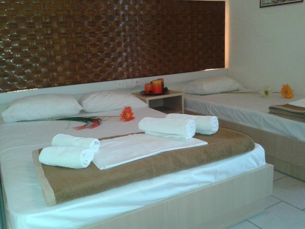 Pantheon Beach Hotel Olympiakí Aktí Quarto foto